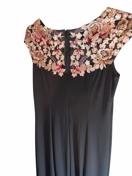 Xscape Black Evening Gown | Floral Sequin Embroidered Neckline | Size 8 - Picture 4 of 6